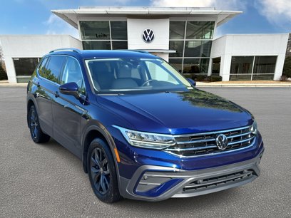 Used 2023 Volkswagen Tiguan SE w/ Panoramic Sunroof Package