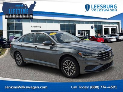 Used 2021 Volkswagen Jetta SE w/ SE Cold Weather Package