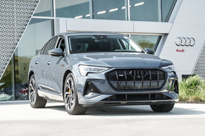 Certified 2022 Audi e-tron Premium Plus w/ Premium Plus Package