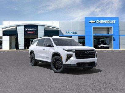 New 2025 Chevrolet Traverse LT w/ Enhanced Driving Package