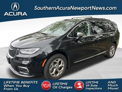 Used 2023 Chrysler Pacifica Limited