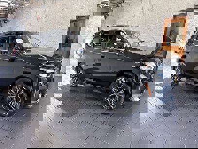 New 2025 BMW X3 xDrive30i w/ Premium Package