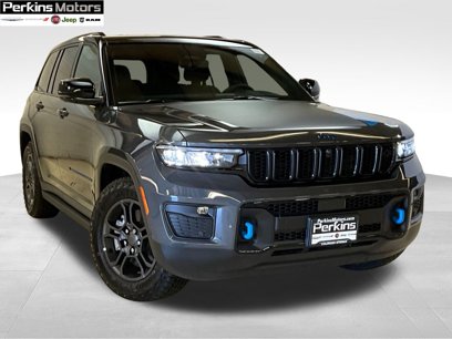 New 2025 Jeep Grand Cherokee Trailhawk w/ Advanced Protech Group II