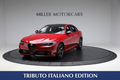 Used 2025 Alfa Romeo Giulia AWD w/ Driving Assist Package