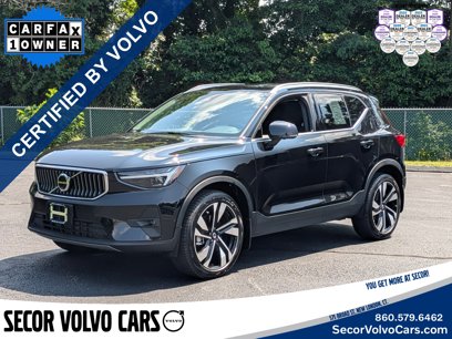 Used 2024 Volvo XC40 B5 Plus w/ Protection Package Premier