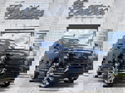 New 2026 Cadillac Vistiq Luxury w/ LPO, Floor Liner Package