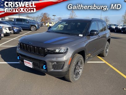 New 2024 Jeep Grand Cherokee Trailhawk w/ Advanced Protech Group II