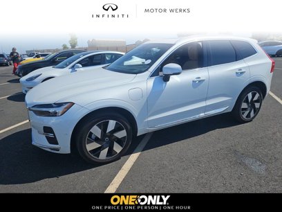 Used 2023 Volvo XC60 T8 Ultimate w/ Climate Package