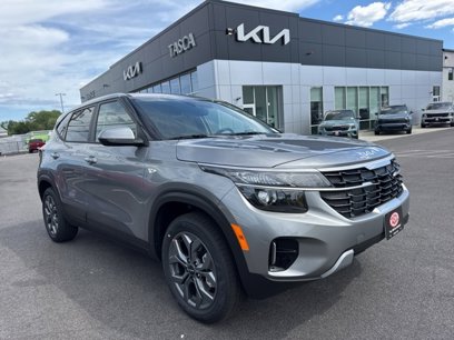New 2025 Kia Seltos LX