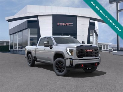 New 2025 GMC Sierra 2500 AT4 w/ Max Trailering Package