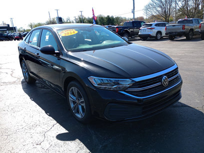 Used 2024 Volkswagen Jetta SE