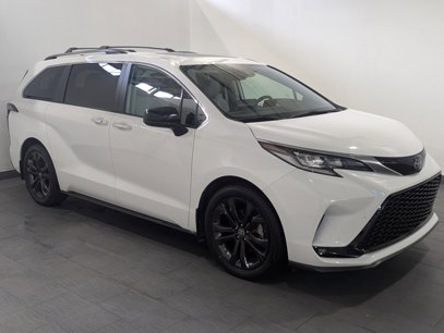 Used 2022 Toyota Sienna XSE