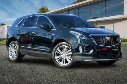 New 2025 Cadillac XT5 Premium Luxury w/ Technology Package