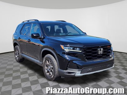 Certified 2025 Honda Pilot TrailSport