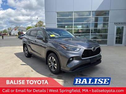 Used 2022 Toyota Highlander XLE