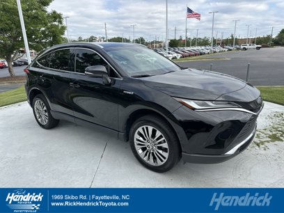 Used 2021 Toyota Venza XLE w/ Softex Package