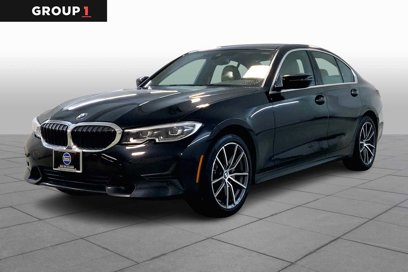 Certified 2022 BMW 330i xDrive Sedan w/ Premium Package 2