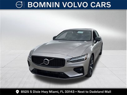 New 2025 Volvo S60 B5 Plus w/ Protection Package Premier