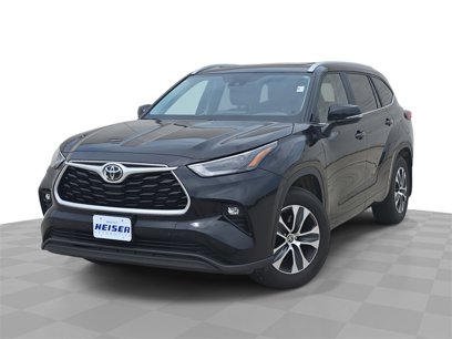 Used 2023 Toyota Highlander XLE