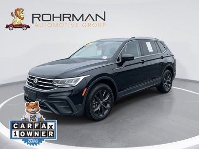 Used 2022 Volkswagen Tiguan SE w/ Panoramic Sunroof Package