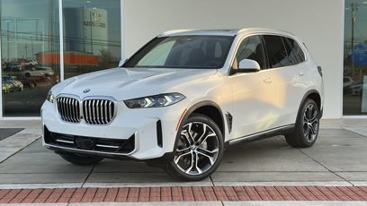 New 2025 BMW X5 sDrive40i w/ Parking Assistance Package