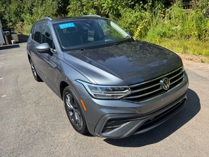Certified 2022 Volkswagen Tiguan SE