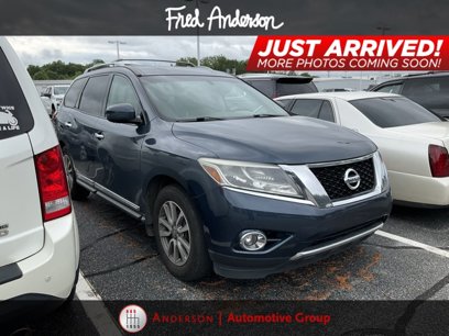 Used 2015 Nissan Pathfinder SL w/ Trailer Tow Package