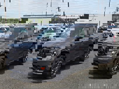 New 2025 Ford Maverick XLT