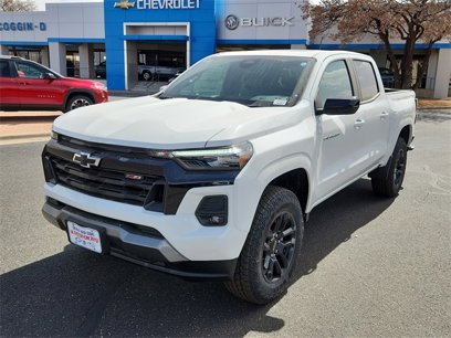 New 2025 Chevrolet Colorado Z71 w/ Midnight Edition