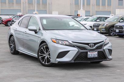 Used 2018 Toyota Camry SE