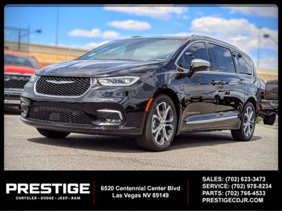 New 2025 Chrysler Pacifica Pinnacle w/ Trailer Tow Group