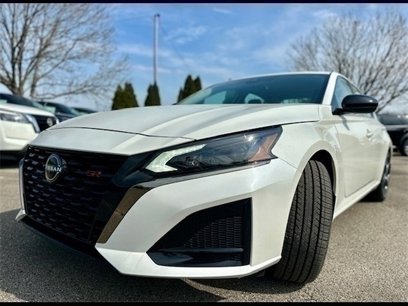 New 2025 Nissan Altima 2.5 SR