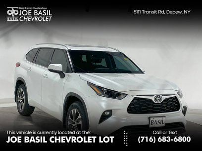 Used 2022 Toyota Highlander XLE