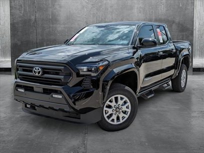 New 2024 Toyota Tacoma SR5