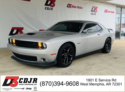Used 2022 Dodge Challenger R/T w/ Blacktop Package