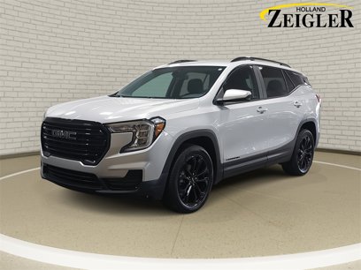 Used 2022 GMC Terrain SLE w/ Driver Convenience Package