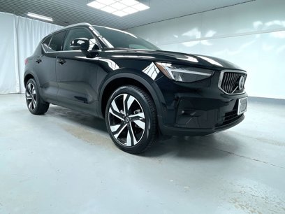 Certified 2025 Volvo XC40 B5 Plus
