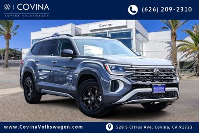 New 2025 Volkswagen Atlas Peak Edition SE