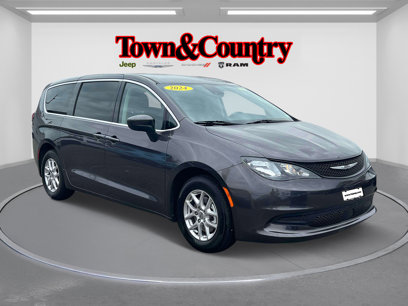 Certified 2023 Chrysler Voyager LX