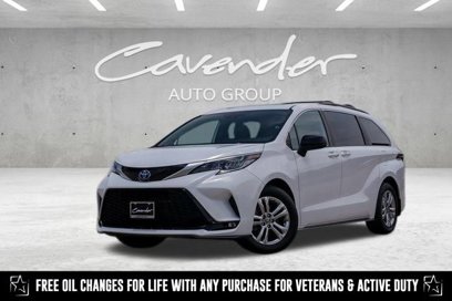 Used 2023 Toyota Sienna XSE