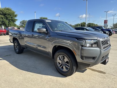 New 2025 Nissan Frontier SV
