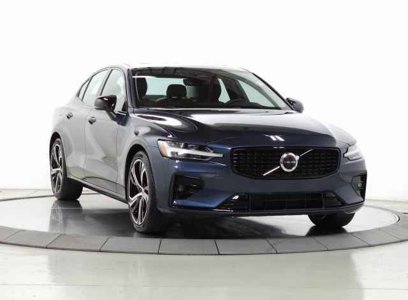Used 2025 Volvo S60 B5 Core