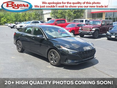 Used 2023 Hyundai Elantra SEL