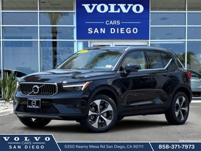 New 2025 Volvo XC40 B5 Plus w/ Climate Package