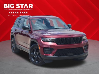 Used 2023 Jeep Grand Cherokee Altitude