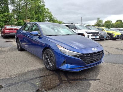 Used 2022 Hyundai Elantra SEL w/ Cargo Package