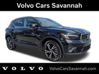 Used 2023 Volvo XC40 B5 Plus