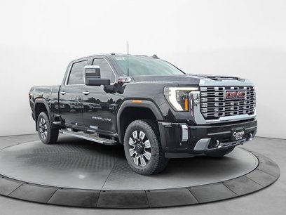 New 2025 GMC Sierra 2500 Denali w/ Max Trailering Package