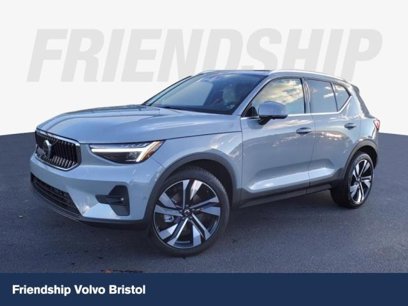 New 2025 Volvo XC40 B5 Plus w/ Protection Package Premier