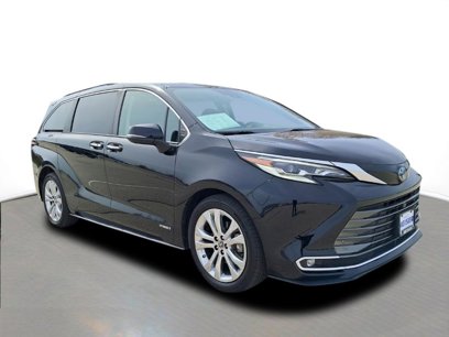 Used 2021 Toyota Sienna Platinum